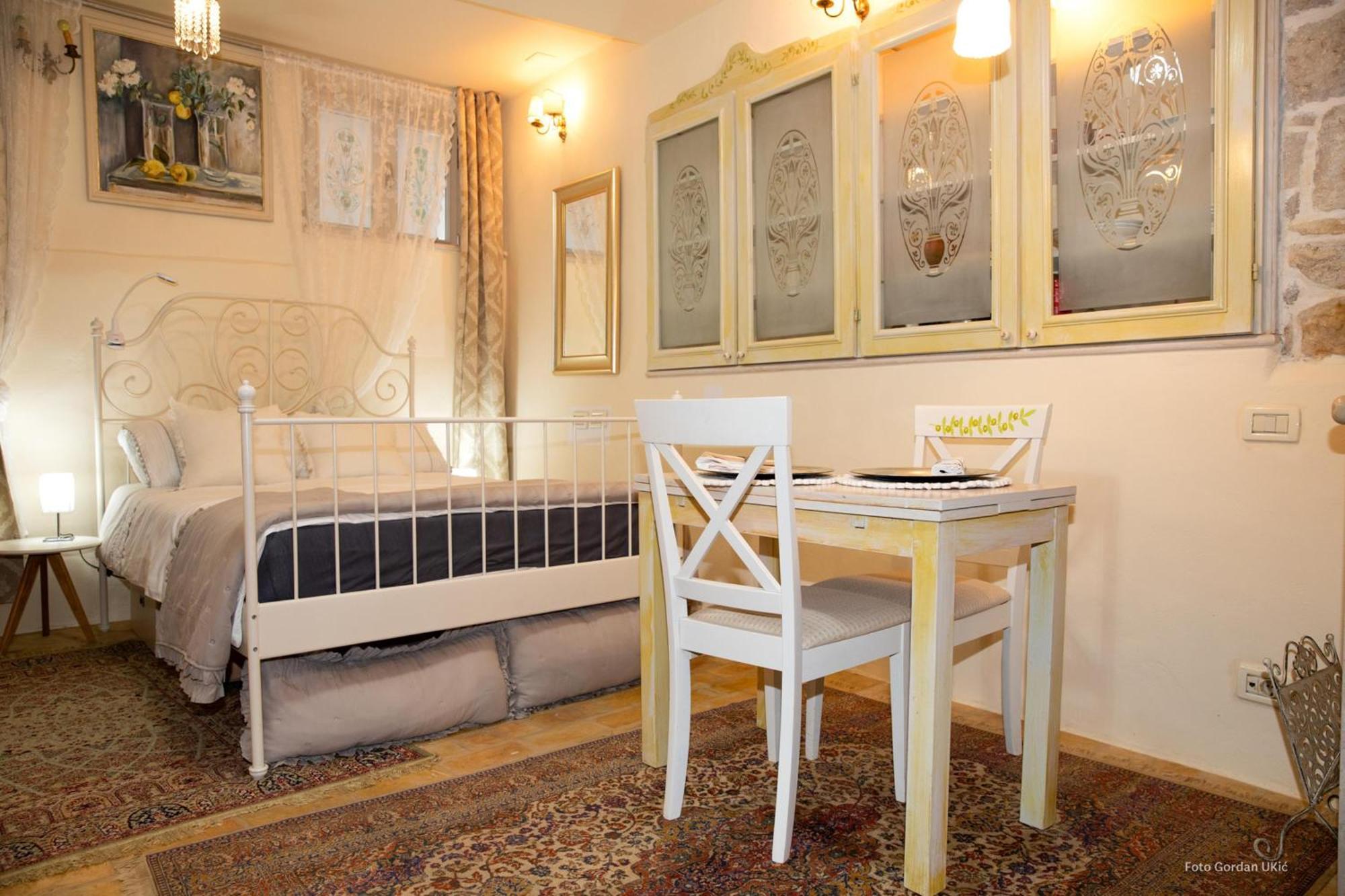 Apartman Oratorio *